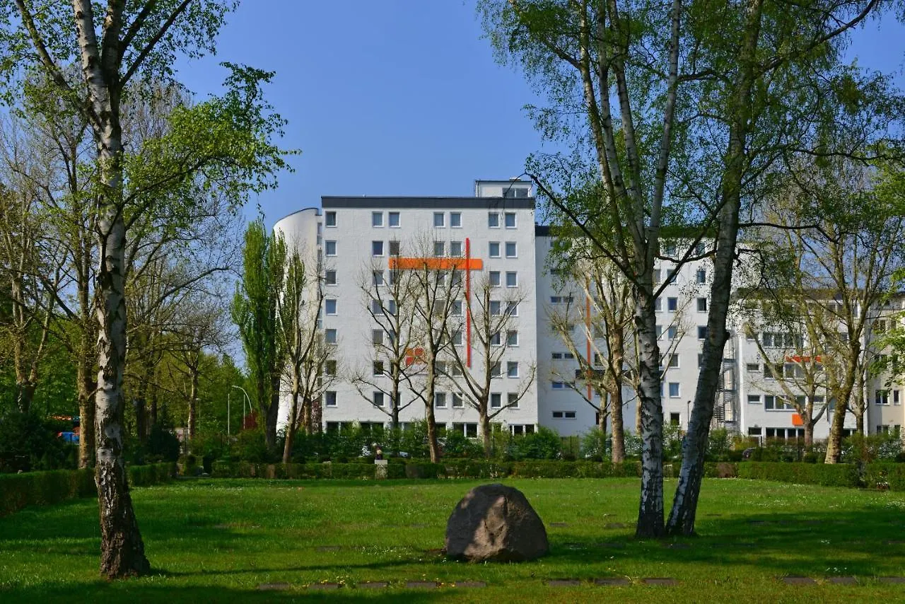 Enjoy Hotel Berlin City Messe 3*,